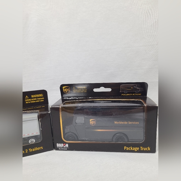 FARM TOYS RIMORCHIO Trattore Raccoglitore Veicolo pressofuso Auto FARM TOYS RIMORCHIO Trattore Raccoglitore Veicolo pressofuso Auto